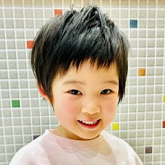 ショートボブ