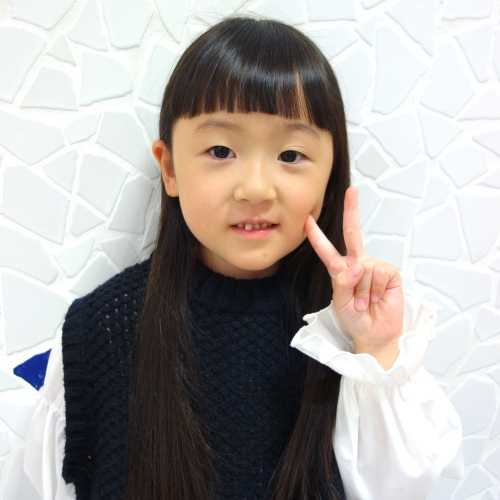 子どもの髪型　うるつやロングスタイル