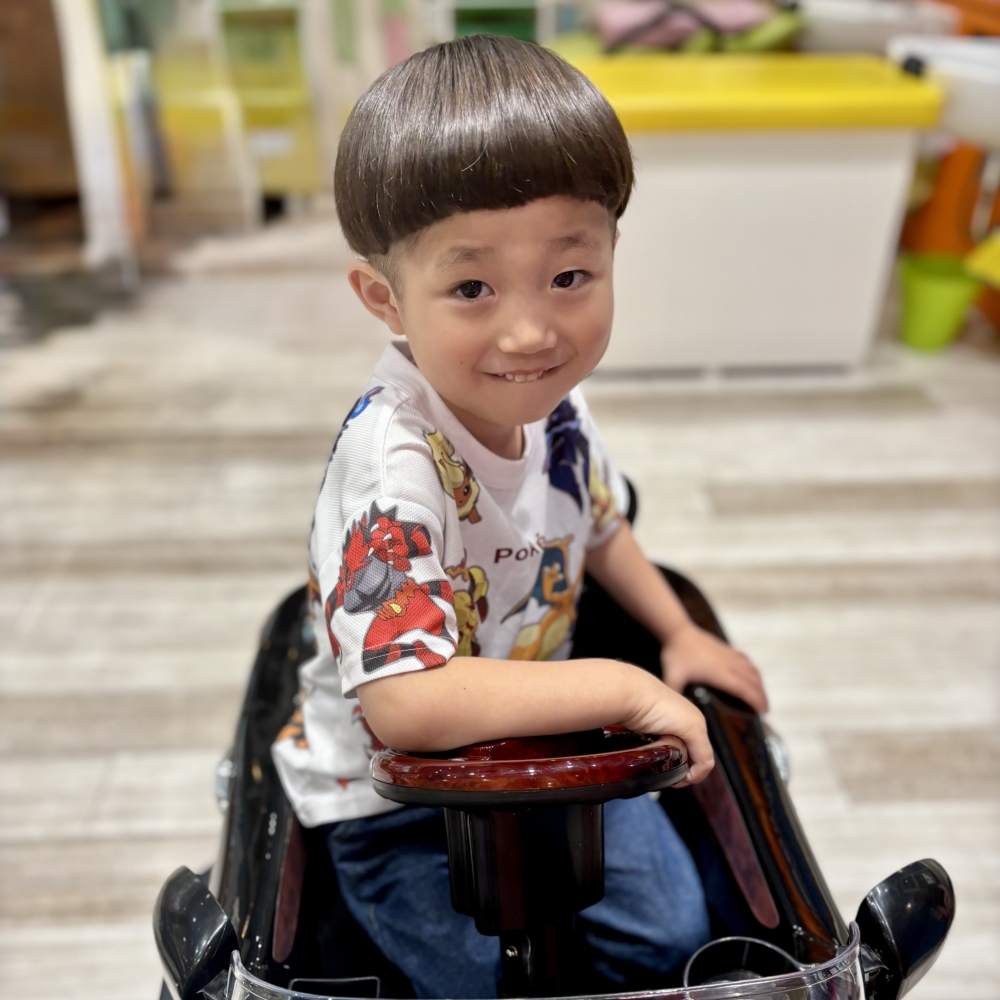 こどもの髪型　ツーブロマッシュ（そうすけカット）