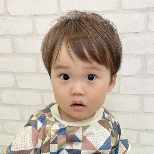 こどもの髪型　ナチュラルショート