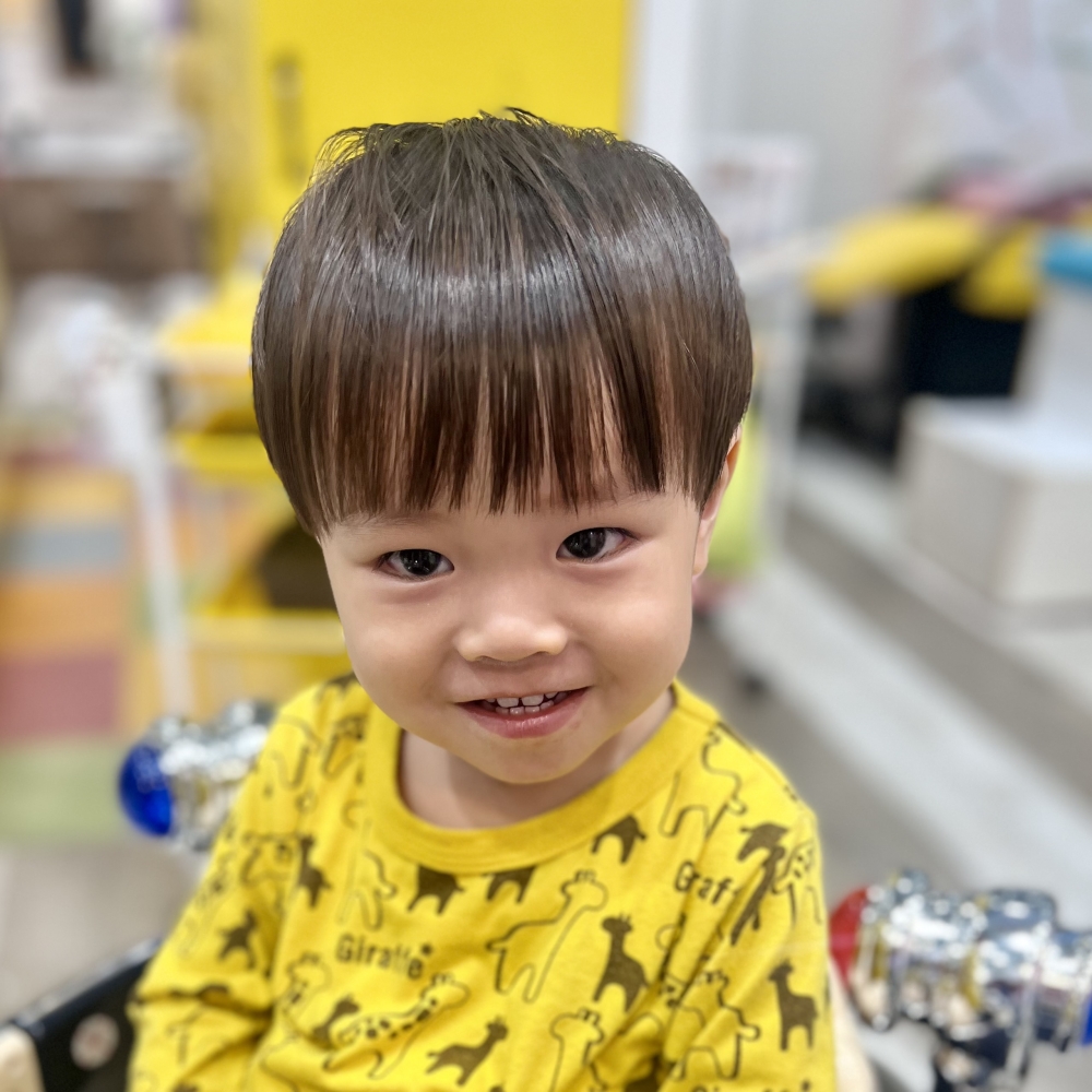 こどもの髪型 ナチュラルショート