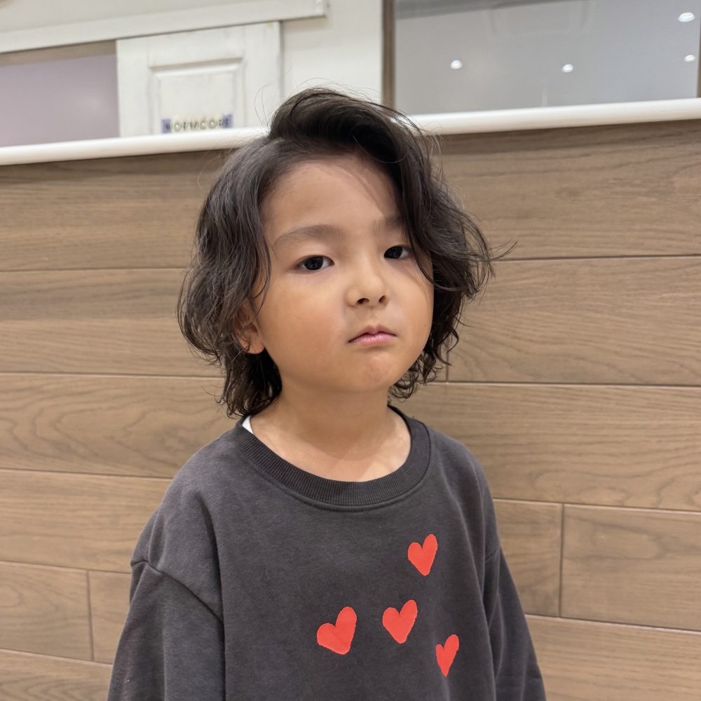 こどもの髪型　ラフウェーブ