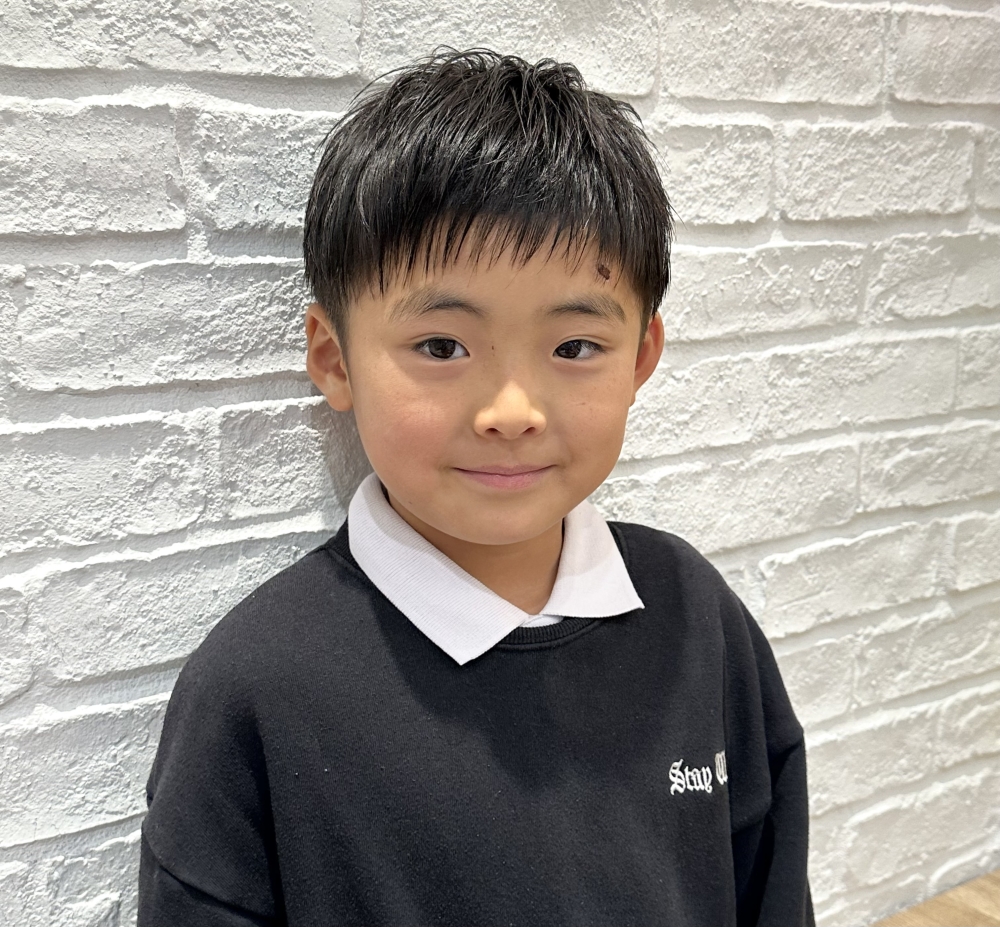 こどもの髪型   ツーブロショート