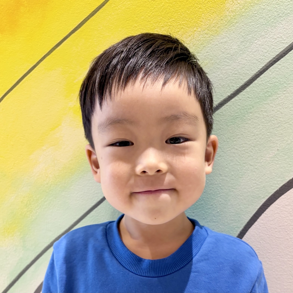 こどもの髪型　爽やか浅刈りショート