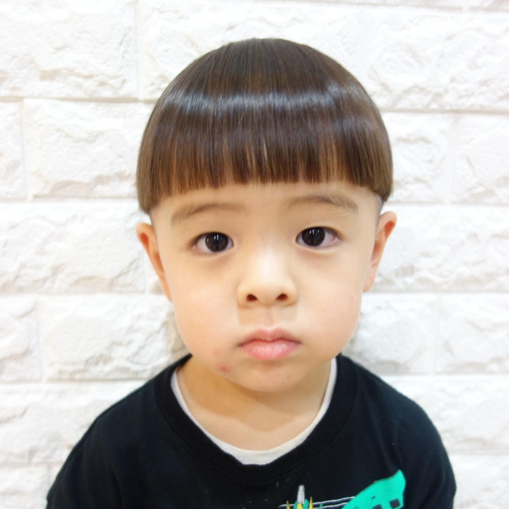 こどもの髪型　２ブロマッシュ