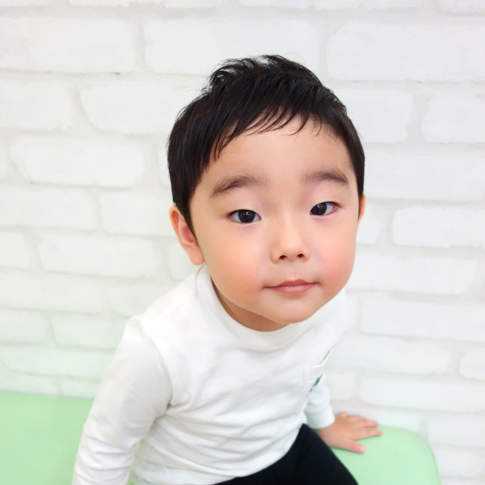 こどもの髪型　ちゅるりんショート