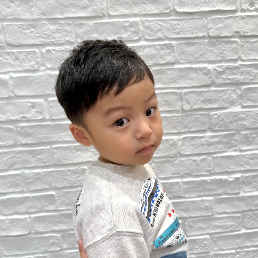 こどもの髪型　ベリーショート