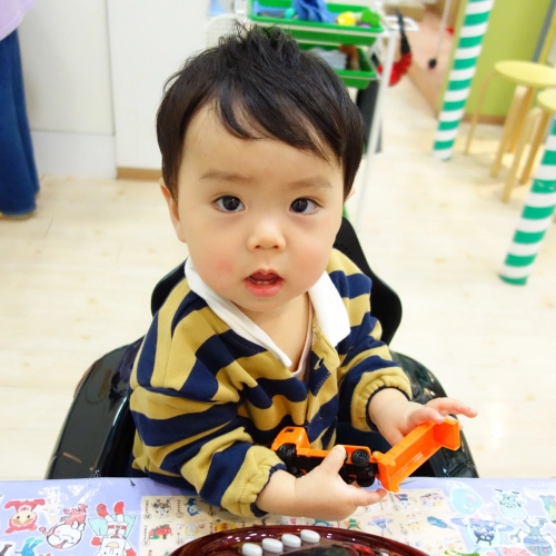 こどもの髪型　ナチュラルショート