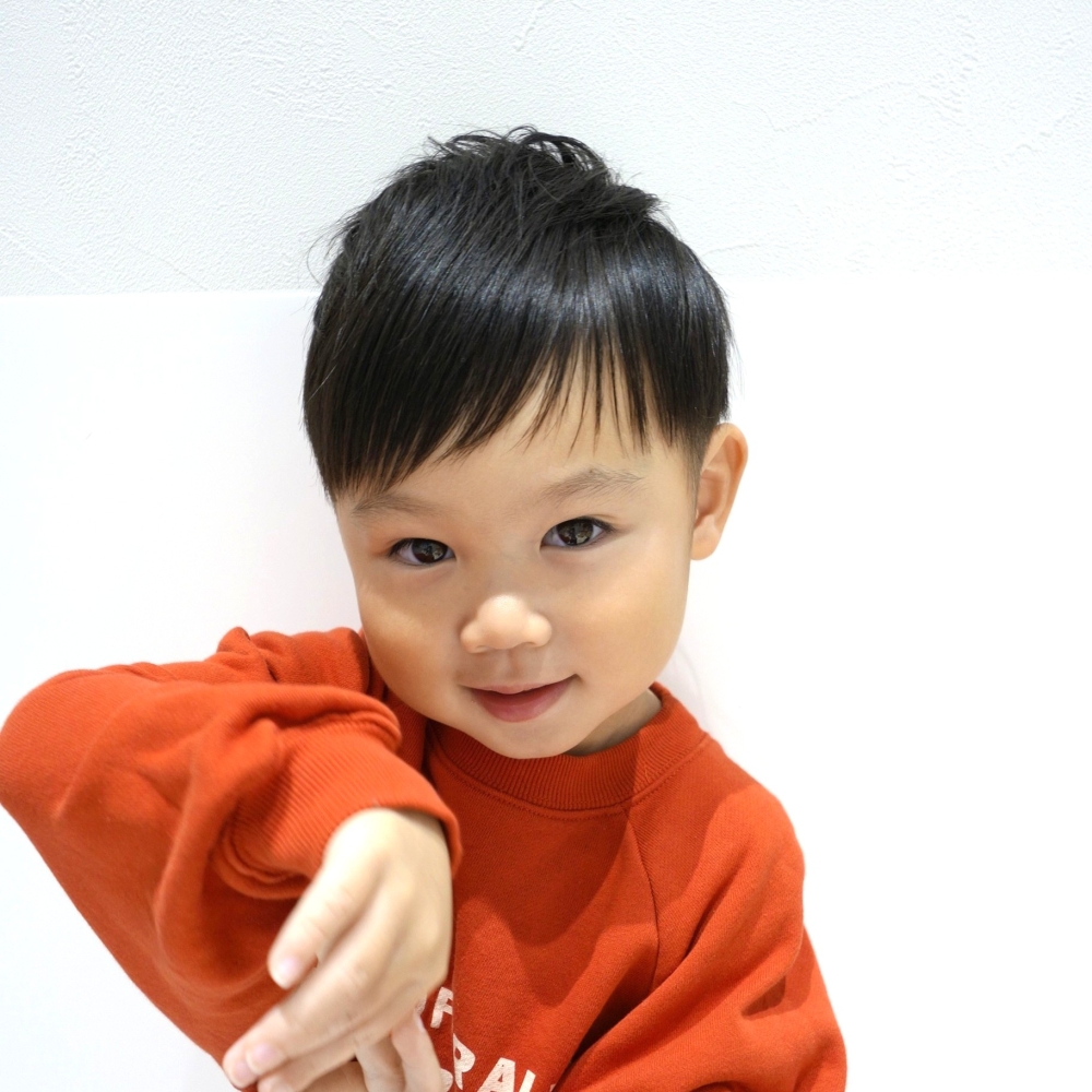 子供の髪型　ツーブロ