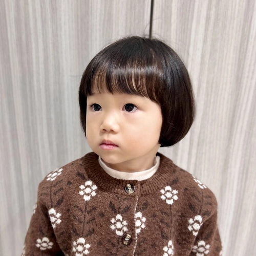 こどもの髪型　丸みボブ