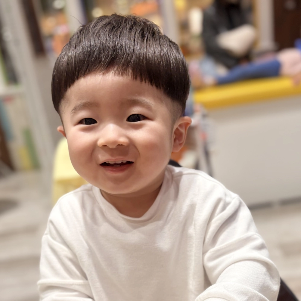 こどもの髪型　ナチュラルシマッシュ