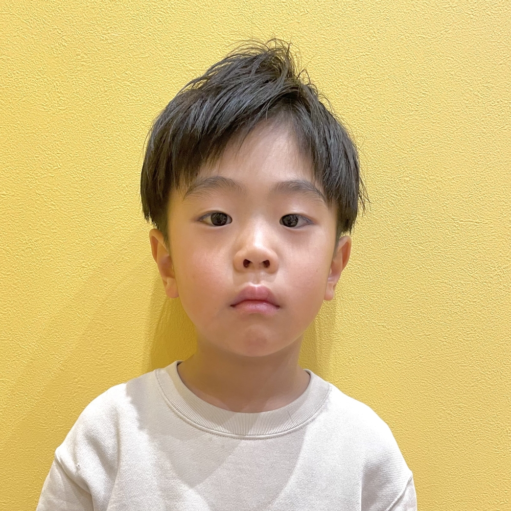 こどもの髪型　ツーブロック