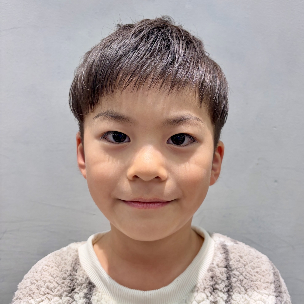 こどもの髪型　ツーブロック