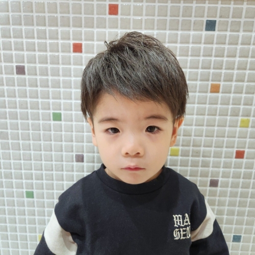 こどもの髪型　ツーブロック