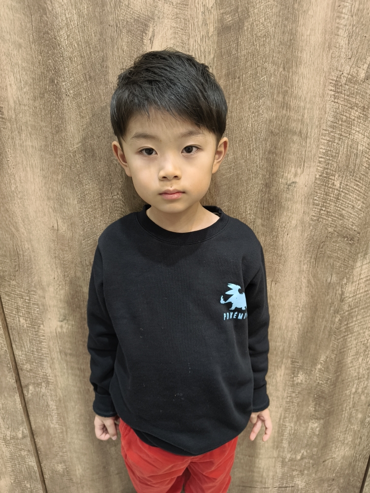 こともの髪型　2ブロックスタイル