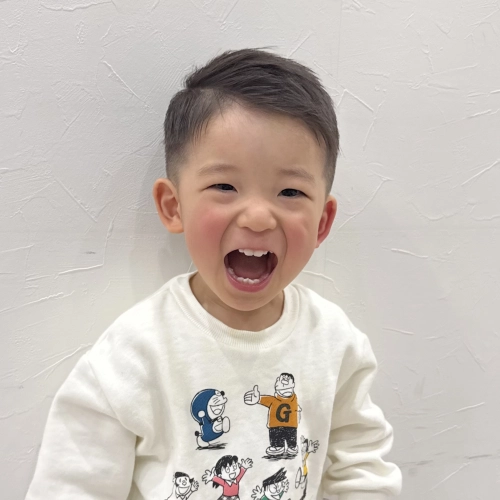 こどもの髪型　フェードショート
