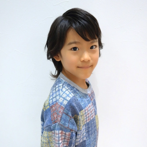 子供の髪型　ロングウルフ