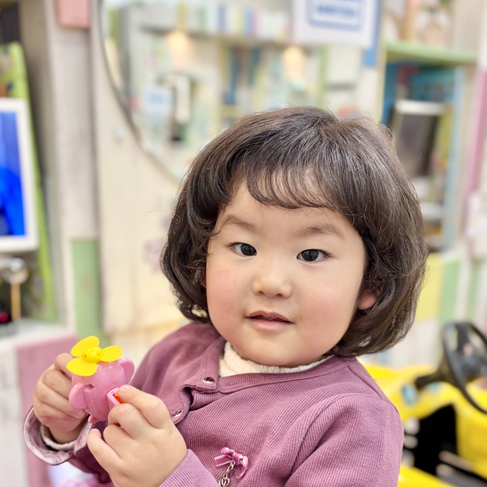 こどもの髪型　ふんわりボブ