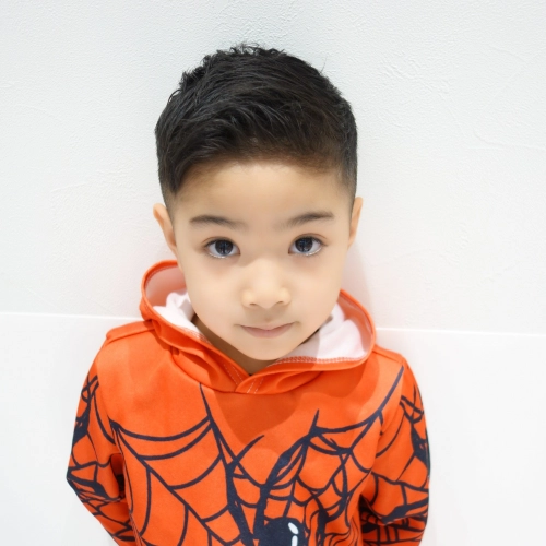 子供の髪型　フェード風