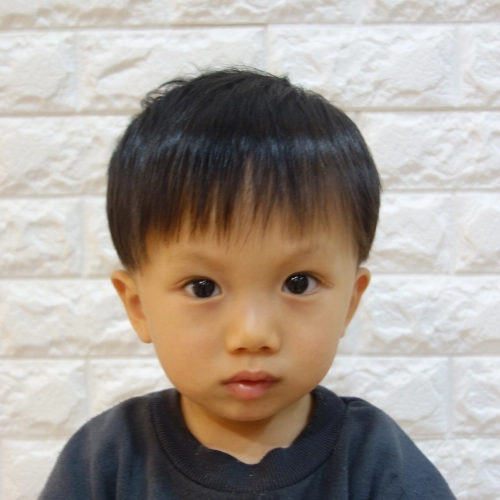 こどもの髪型　ツーブロショート