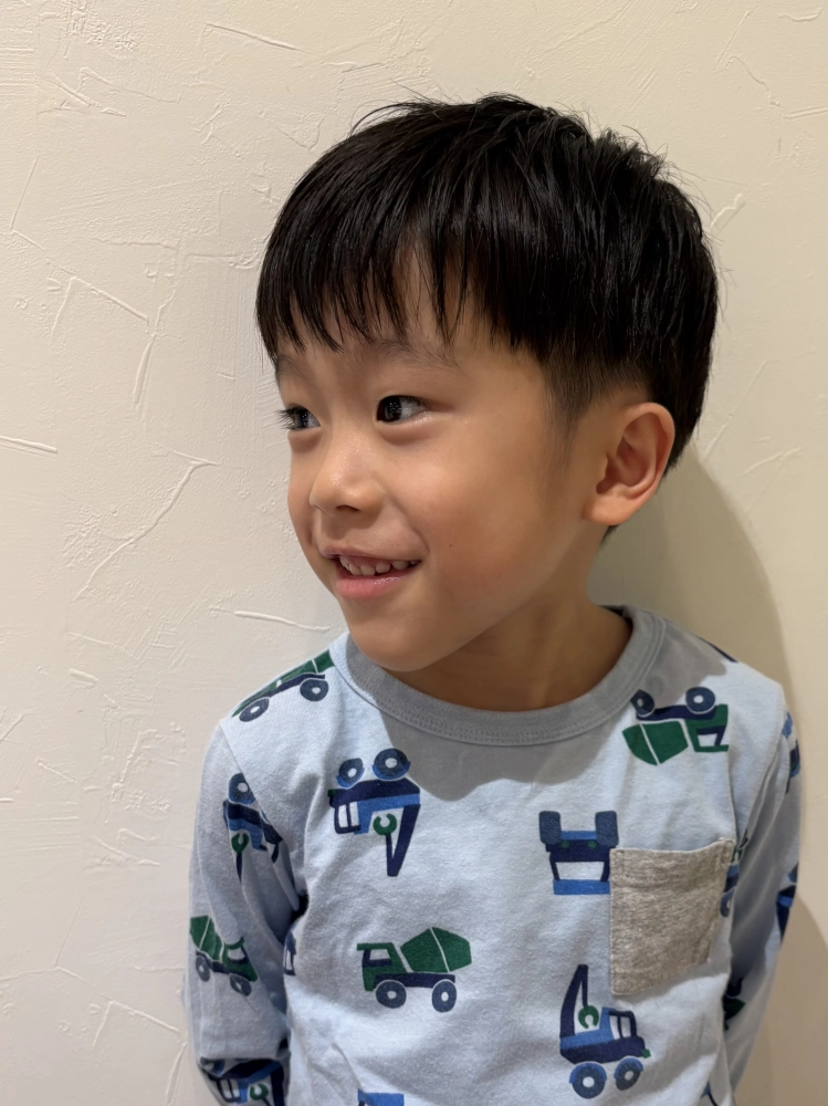 こどもの髪型　ショートスタイル