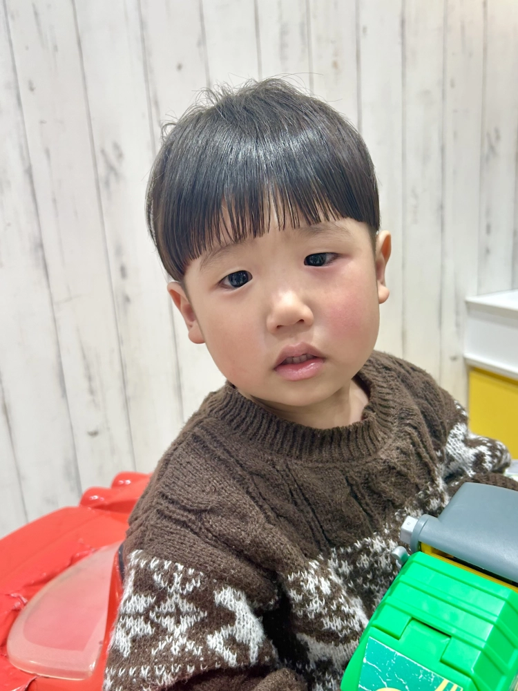 子どもの髪型　マッシュ
