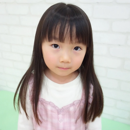 こどもの髪型　つやつやロング
