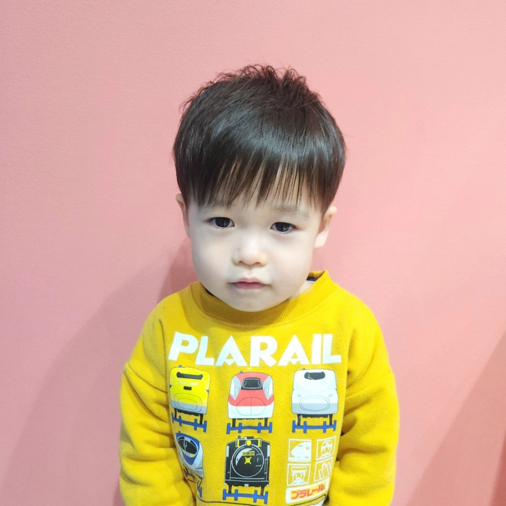 こどもの髪型　ツーブロック