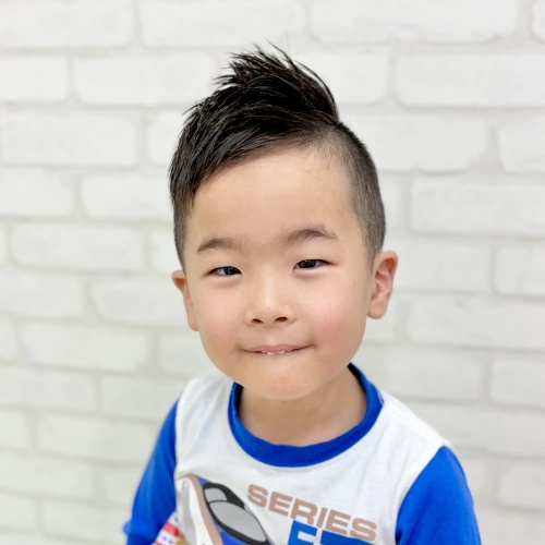 こどもの髪型　ソフトじゃない！モヒカン