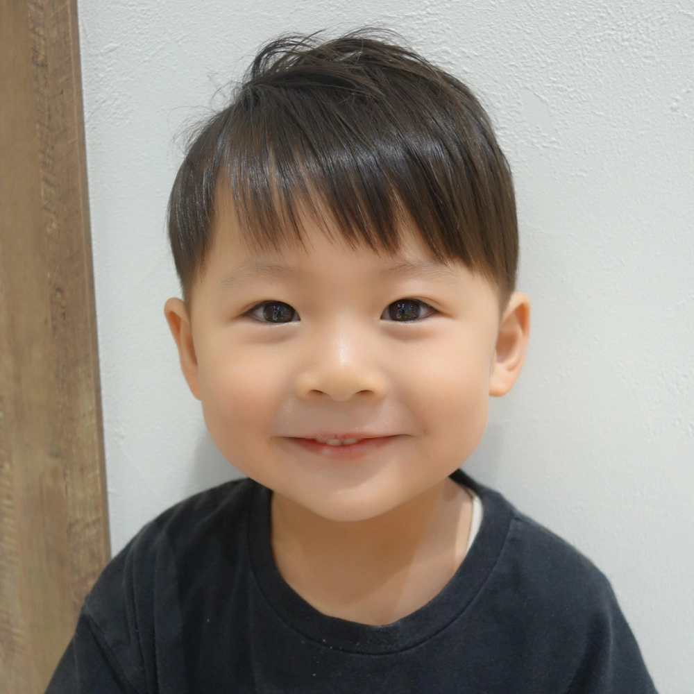 子供の髪型　ツーブロック