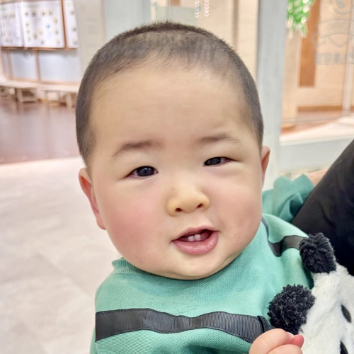 こどもの髪型　くりくりぼーず