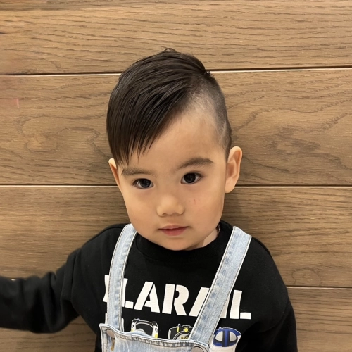 こどもの髪型 アシメモヒカン