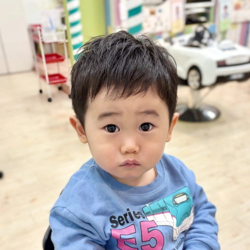 こどもの髪型　すっきりかりぎみショート