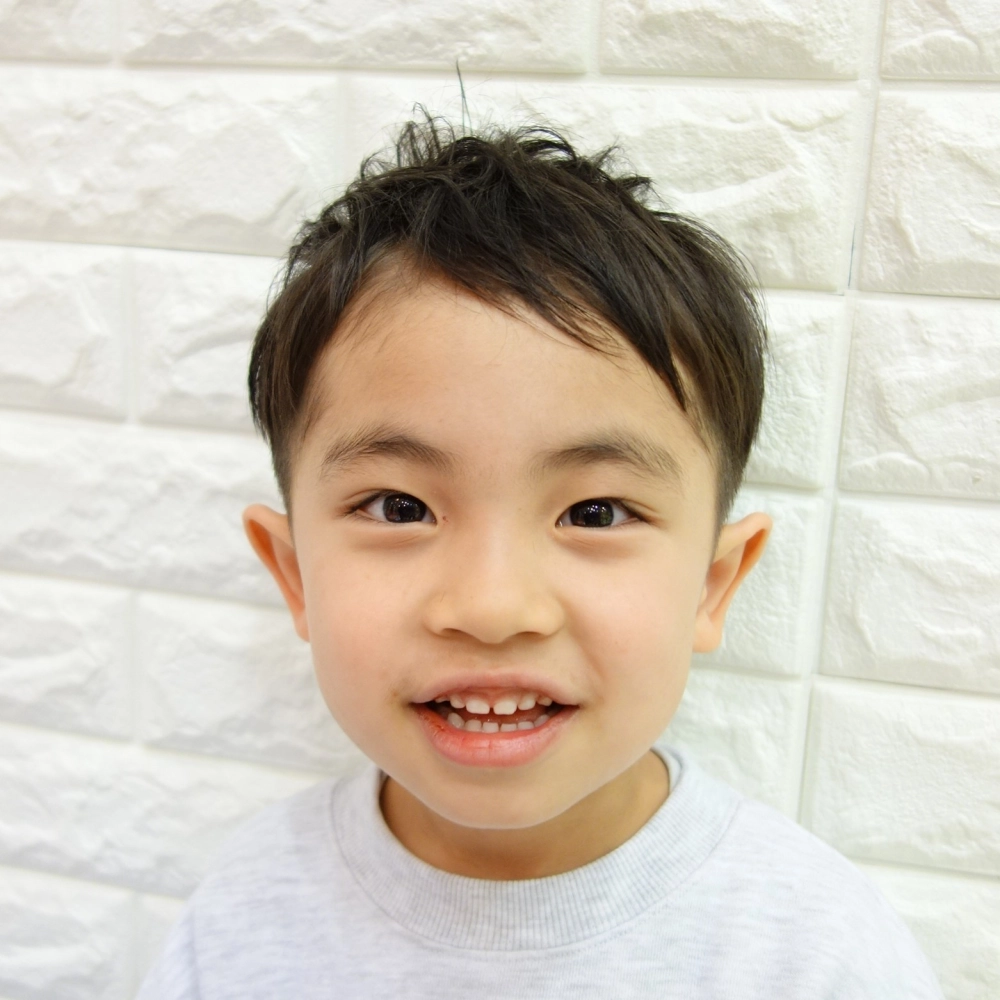 こどもの髪型　ツーブロ