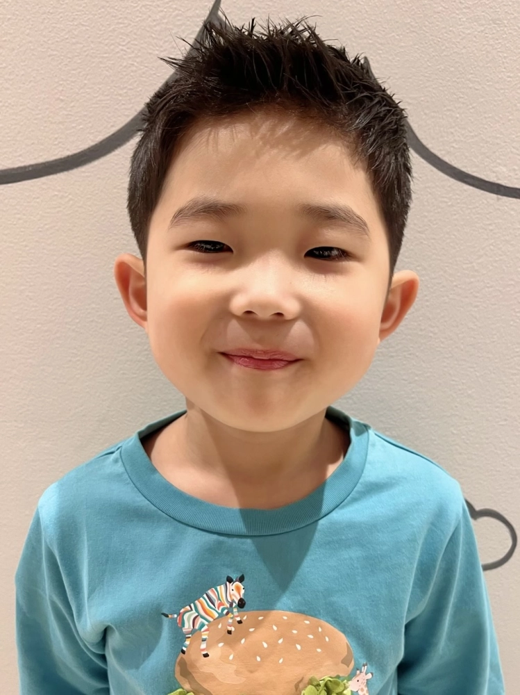 こどもの髪型　テーパークロップ