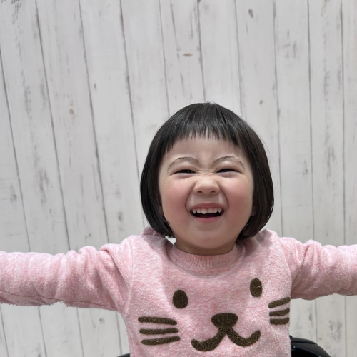 こどもの髪型　ミニボブ