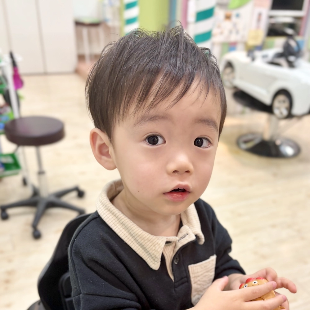 こどもの髪型　スタンダード耳だし