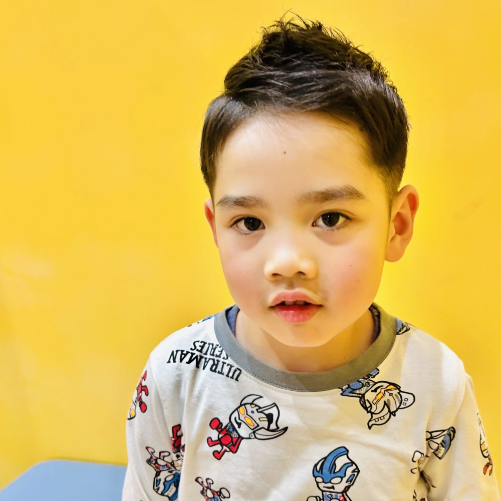 こどもの髪型　ルーセントフェード