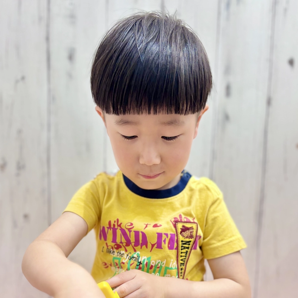 こどもの髪型  ちゅるんマッシュ