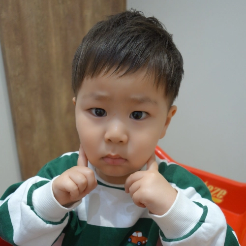 子供の髪型　ツーブロック