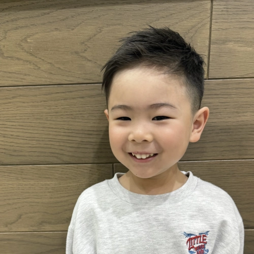 こどもの髪型　フェード