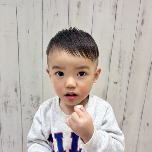 こどもの髪型　ツーブロフェード