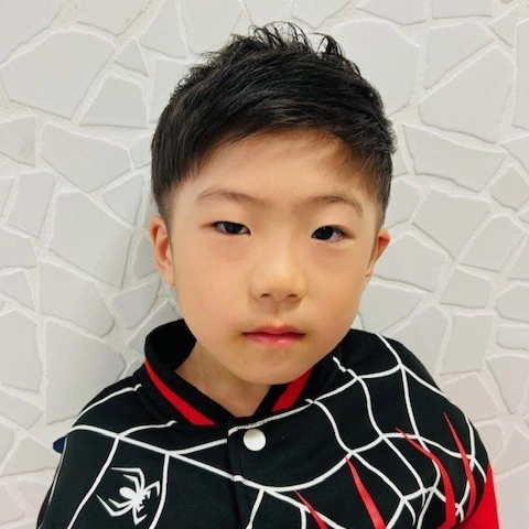 こどもの髪型　ツーブロック