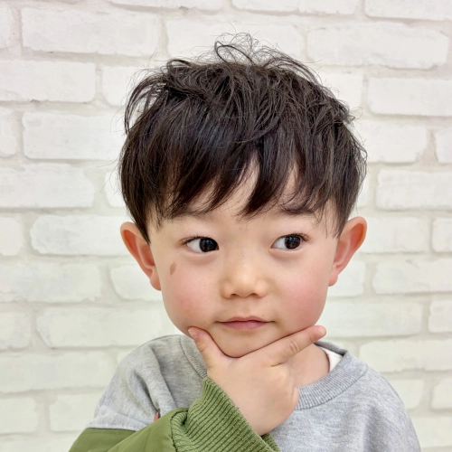 こどもの髪型　ゆるふわマッシュ