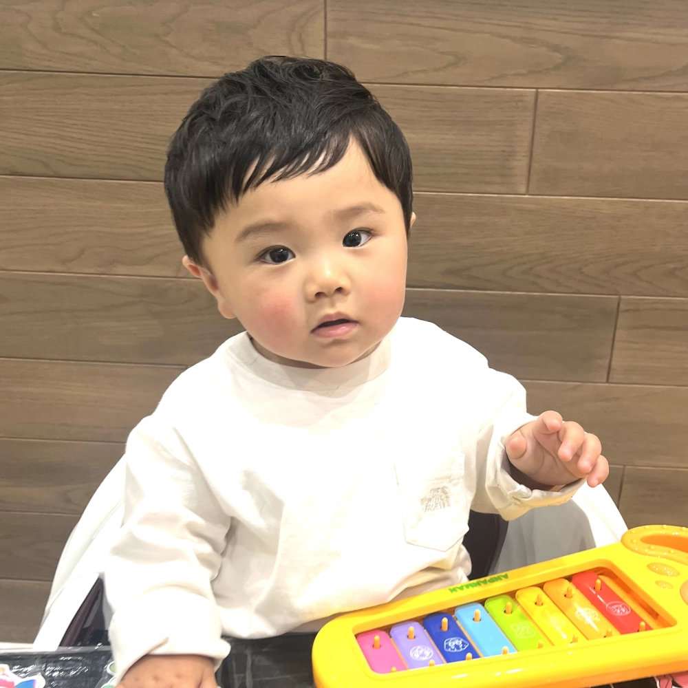 耳だしショート