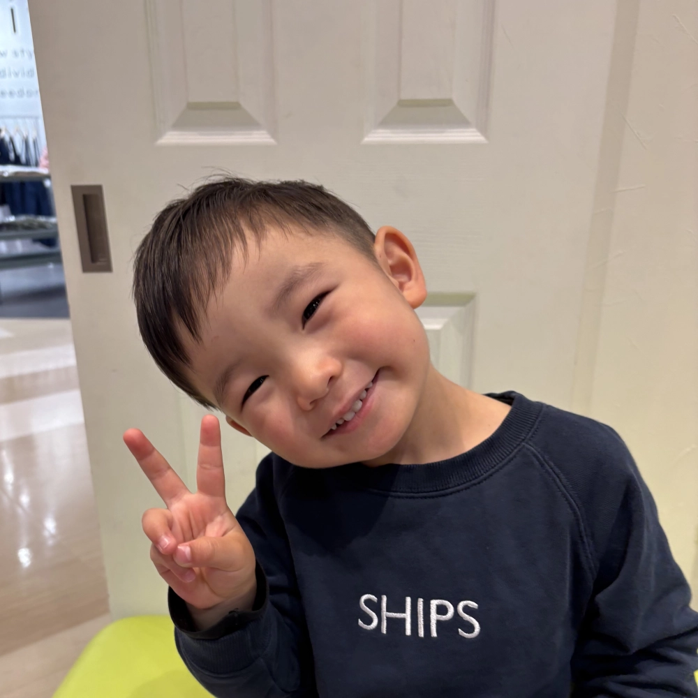 こどもの髪型　ツーブロックショート