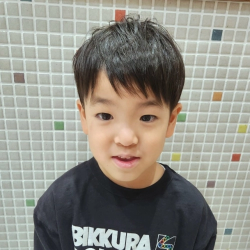 こどもの髪型　ツーブロック