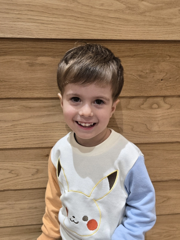 こどもの髪型　ツーブロックショート