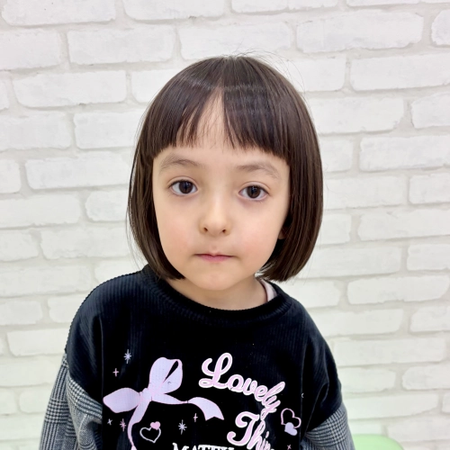 こどもの髪型　スリークボブ