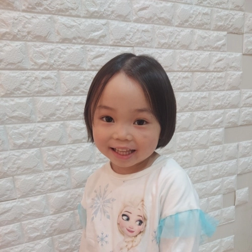 こどもの髪型　ショートボブ